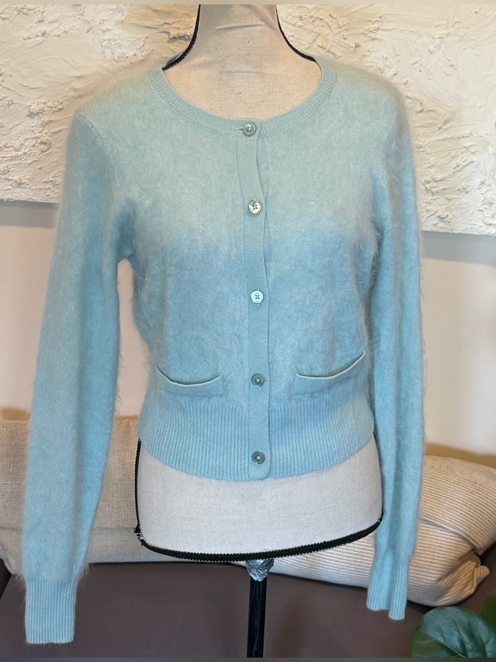 J.Crew Women's Brushed 100% Cashmere Cropped Cardigan Fuzzy Mint Green Sz S - Picture 2 of 13